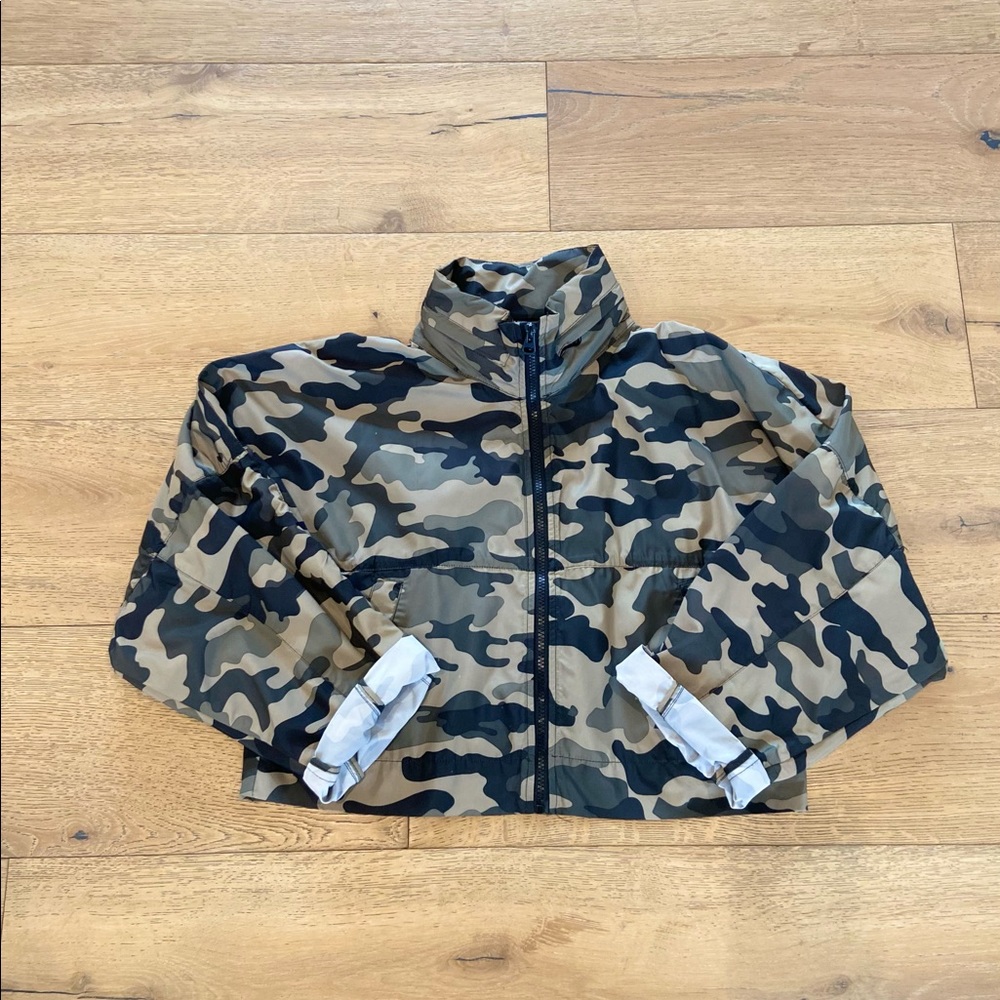 Zara cropped camo jacket